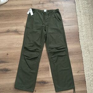 Aritzia Cargo Pants